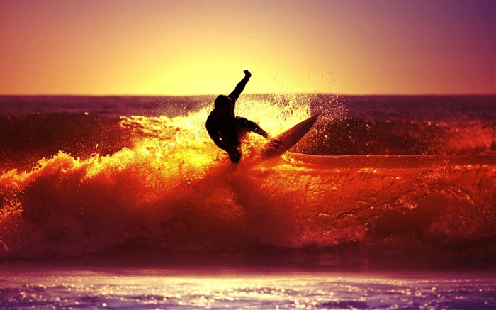 Sunset Surf-Sport wallpaper Views:15670 Date:2012/5/11 22:18:56