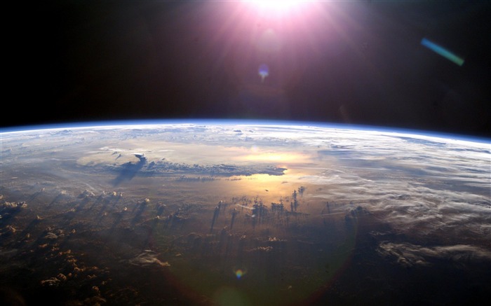 earth image-HD Space Wallpapers Views:48315 Date:2012/5/8 19:35:46