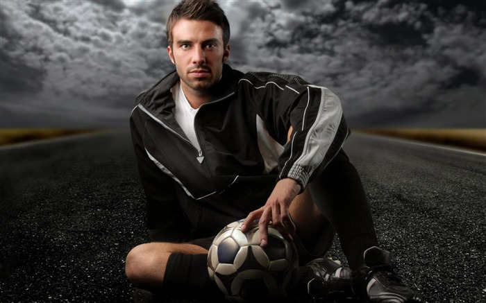 football player-Sport wallpaper Views:11780 Date:2012/5/11 22:07:41