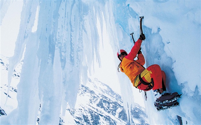 ice climbing-Sport wallpaper Views:20618 Date:2012/5/11 22:10:31