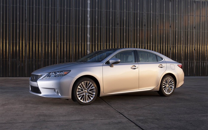 雷克萨斯(Lexus)ES350高清汽车壁纸 浏览:8820