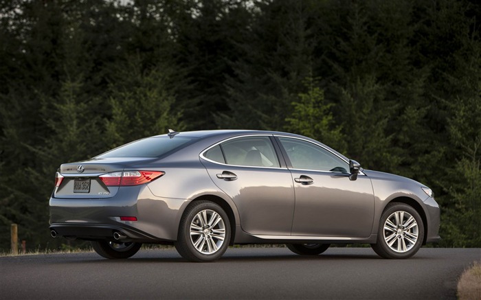 雷克萨斯(Lexus)ES350高清汽车壁纸 浏览:8986