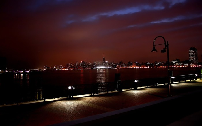 New York Skyline-city Photography Wallpaper Views:8853 Date:2012/6/4 22:03:55