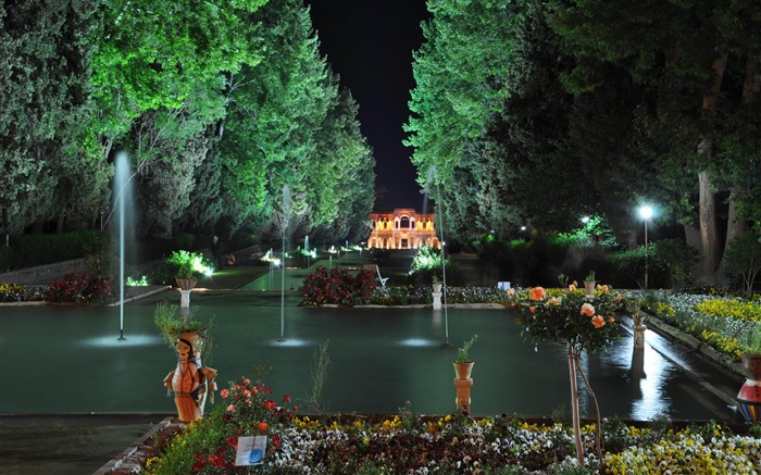 kerman prince garden-Iran landscape wallpaper Views:15599 Date:2012/6/30 9:36:30