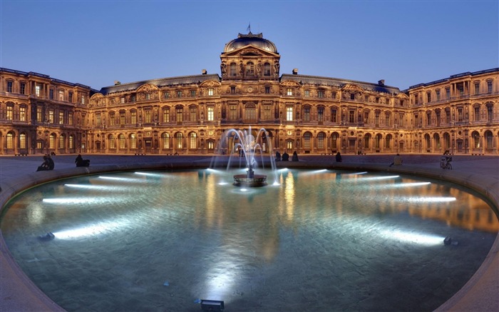 Louvre Museum Fountain France-Cities photography wallpaper Views:15414 Date:2012/7/2 23:54:34