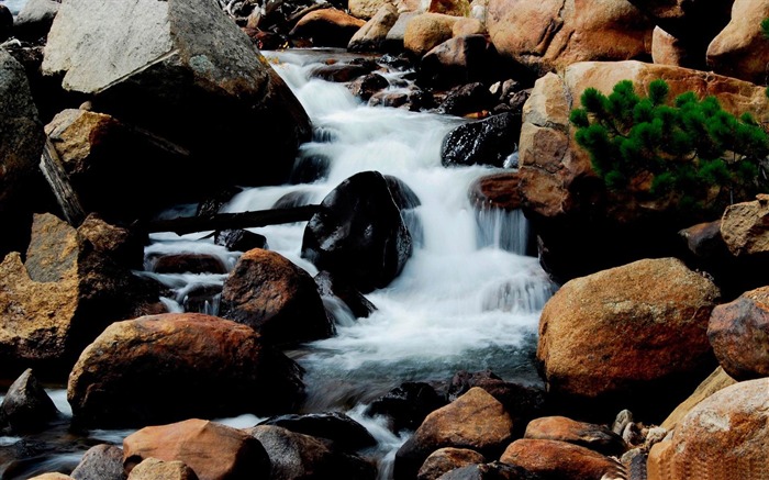 Rio de montanha-Natureza rios Paisagem Wallpaper Visualizações:9552