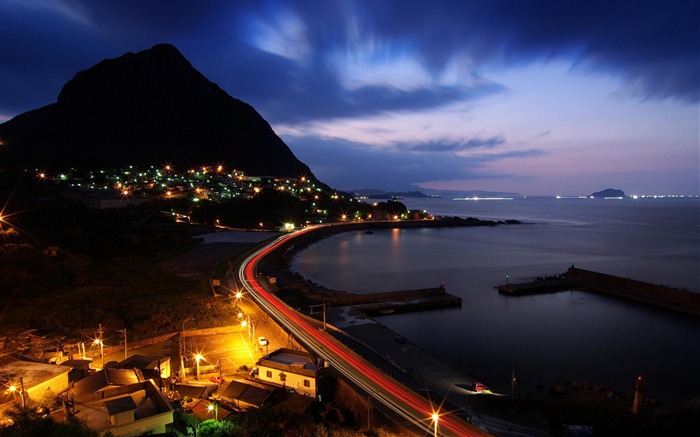 night view seaside-Cities photography wallpaper Views:18506 Date:2012/7/2 23:58:31