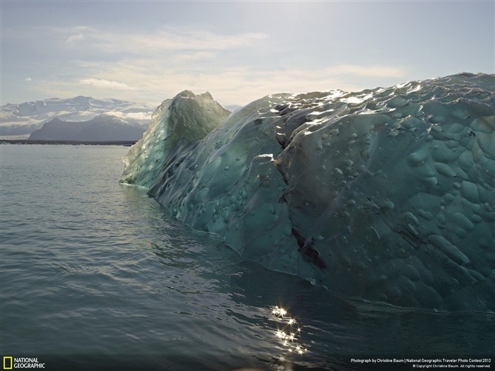 Flipped Iceberg-National Geographic fondo de pantalla Vistas:13502