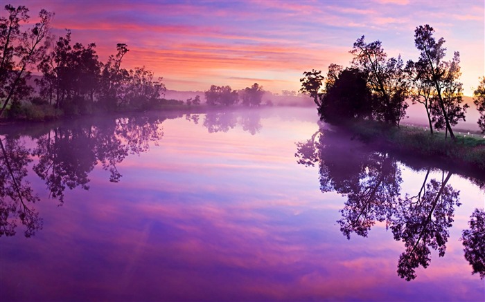 Water From The Rising Sun-natural landscape wallpaper Views:26722 Date:2012/8/5 9:59:30