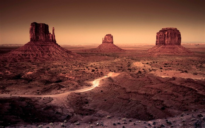 sombre monument valley arizona-Fonds d'écran American Photo Vues:18631