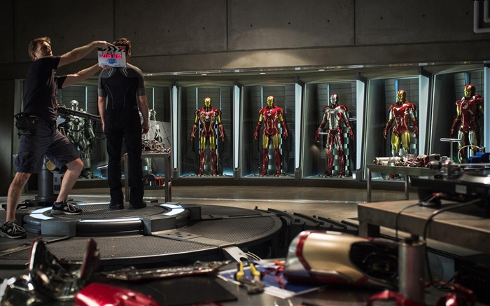 2013 Iron Man 3 Movie HD Desktop Wallpaper 08 Views:23067 Date:2012/9/17 20:18:12