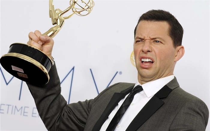 Jon Cryer Actor-2012第六十四 Emmys Awardsのハイライトの壁紙 ブラウズ:8825