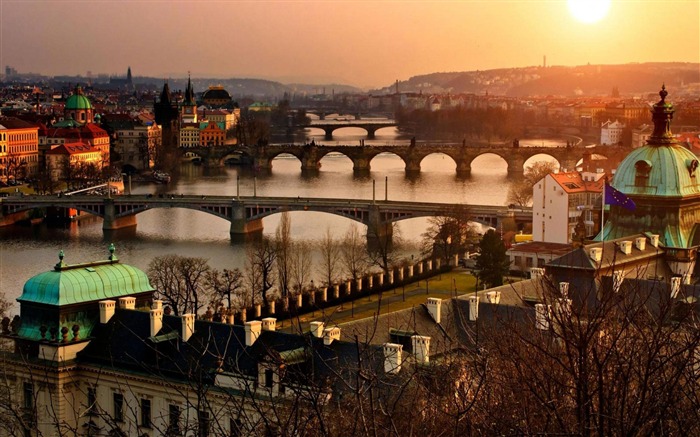 Praga Evening Canal Bridge República Checa - paisagem arquitetônica wallpaper Visualizações:19416