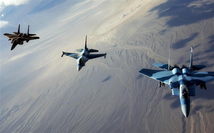 Jet Fighters in Formation-2012 military Featured wallpaper Views:10048 Date:2012/11/26 22:59:12