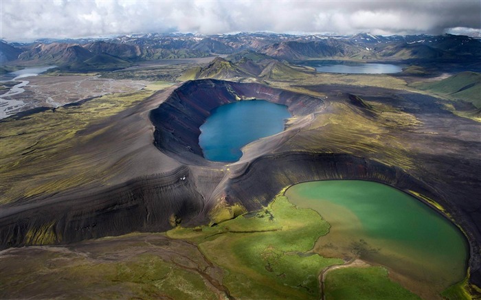 Volcano Iceland-beautiful landscape wallpaper Visualizações:34863