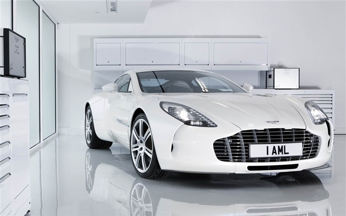 white aston martin one-2012 luxury car HD wallpaper Views:22175 Date:2012/11/10 1:44:45