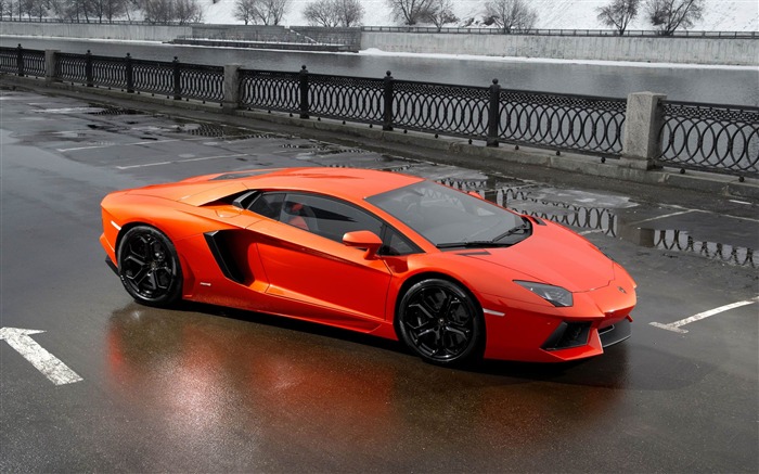 2012年蘭博基尼Aventador LP700-4汽車高清壁紙15 查看次數:10683