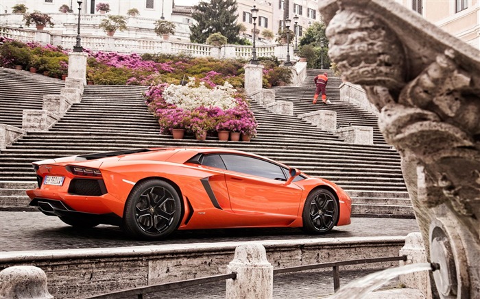 2012蘭博基尼Aventador LP700-4汽車高清壁紙23 查看次數:8722