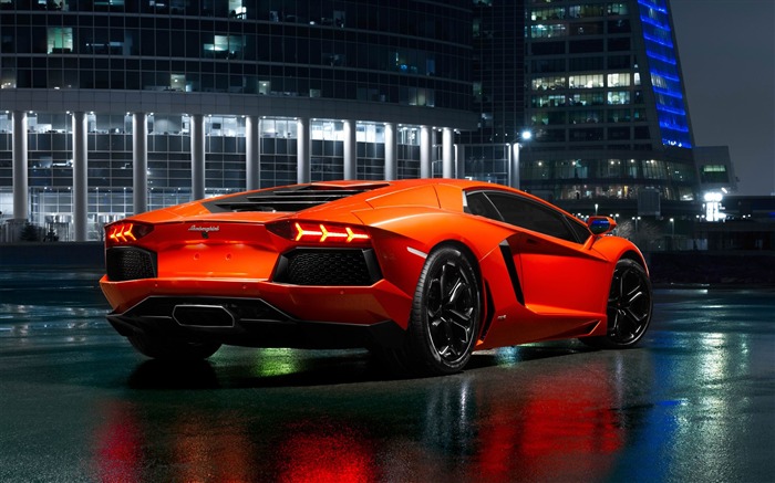 2012兰博基尼Lamborghini Aventador LP700-4汽车高清壁纸 浏览:10345