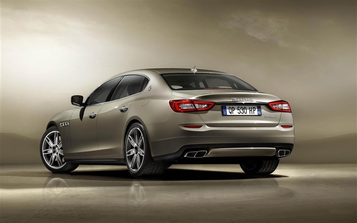 2013 Maserati Quattroporte 玛莎拉蒂 汽车高清壁纸 浏览:8378