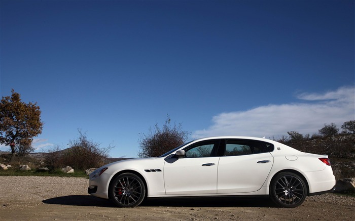 2013 Maserati Quattroporte Auto HD Fonds d'écran Vues:6256