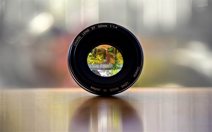 camera lens-Photography World Wallpaper Views:11099 Date:2013/1/14 22:34:04