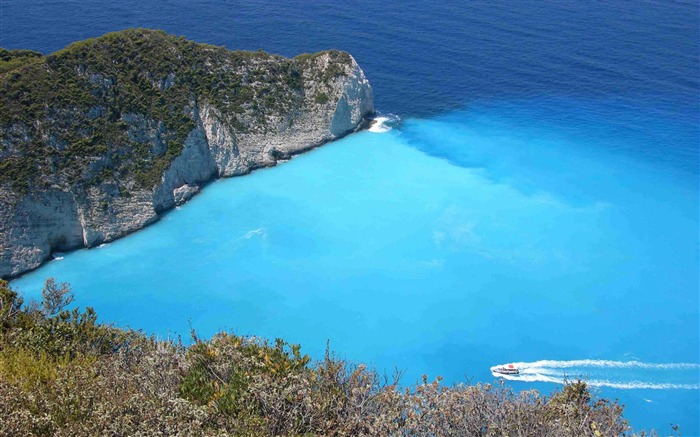 kefalonia-Sunny Beach Landscape Wallpaper Views:10498 Date:2013/1/25 14:51:47