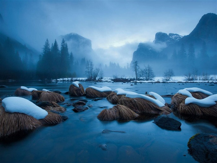 Fog River-Perfect natural HD Desktop Wallpaper Views:8848 Date:2013/2/22 8:58:54