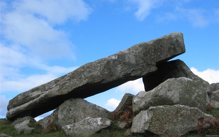 Stone Circles of Wales-natural landscape HD wallpaper Views:10184 Date:2013/2/9 11:06:56