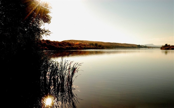 un après-midi tranquille-Lakeside paysage HD fond d'écran Vues:9898