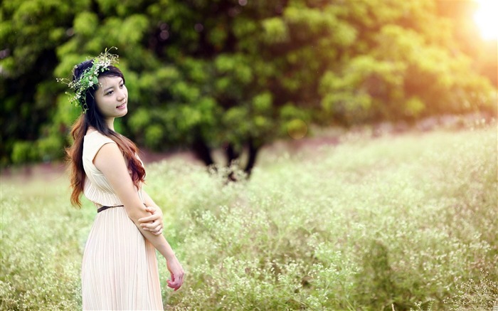 forest girl-2013 pure beauty photo wallpapers Views:12415 Date:2013/2/3 14:42:45