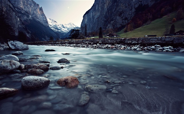 lauterbrunnen switzerland-Natural scenery HD Wallpaper Views:15089 Date:2013/2/27 18:54:07