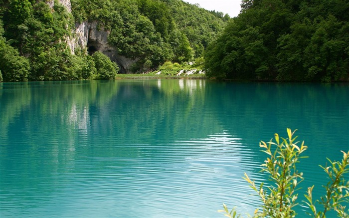 lac turquoise-Lakeside paysage HD fond d'écran Vues:26536