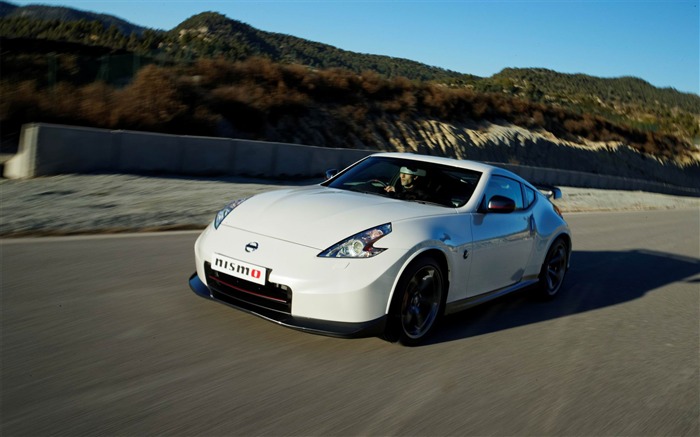 2014 Nissan 日产370Z NISMO汽车高清桌面壁纸 浏览:9088