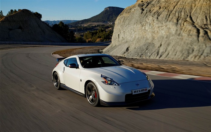 2014 Nissan 日产370Z NISMO汽车高清桌面壁纸 浏览:8499