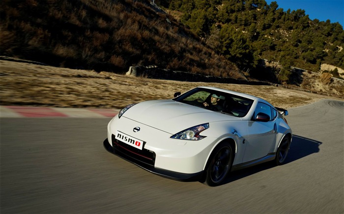 2014 Nissan 日产370Z NISMO汽车高清桌面壁纸 浏览:8980