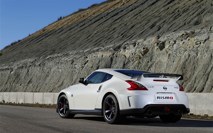 2014 Nissan 日产370Z NISMO汽车高清桌面壁纸 浏览:8265