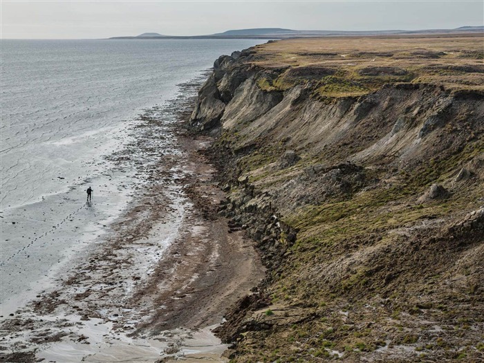 bolshoy lyakhovsky island coast-National Geographic wallpaper Views:18987 Date:2013/3/24 20:54:01