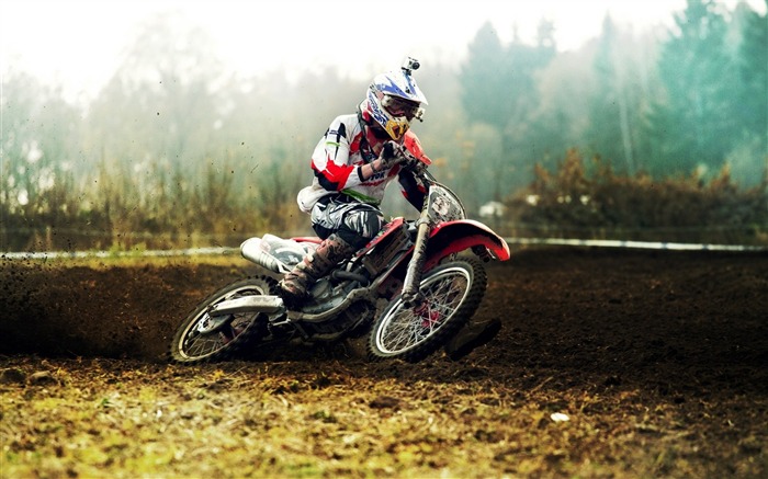 motocross-sports theme HD Wallpaper Views:9617 Date:2013/3/1 18:51:12