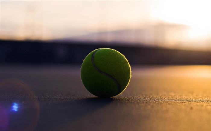 tennis balls-sports theme HD Wallpapers Views:8948 Date:2013/3/1 19:13:06