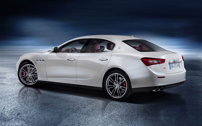 2014 Maserati Ghibli Auto HD Desktop Wallpaper 03 Views:9481 Date:2013/4/24 22:47:39