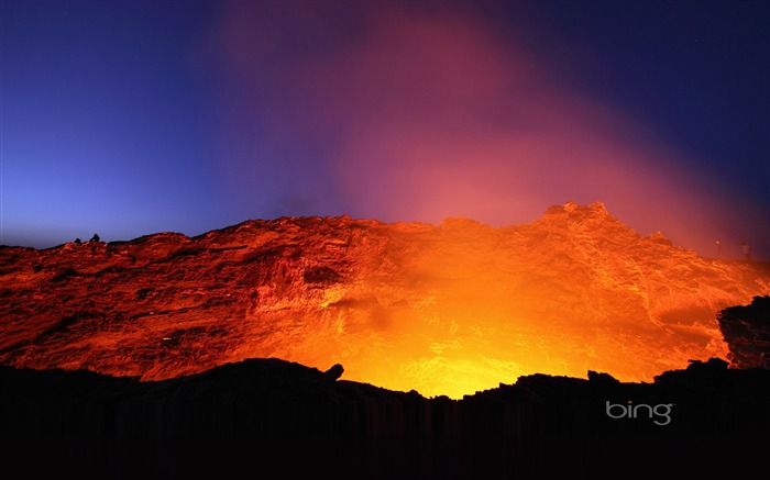 火山口-2013必應主題寬屏壁紙 查看次數:10322