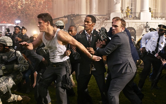 WHITE HOUSE DOWN Movie HD Desktop Wallpaper 06 Views:8473 Date:2013/5/20 0:19:23