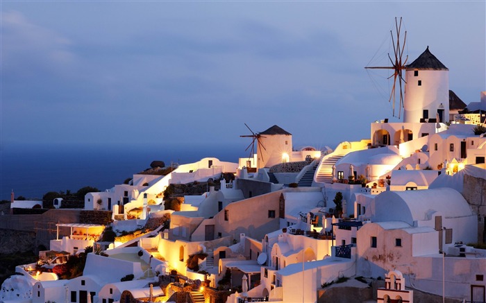 oia castle-Greece Travel photography wallpaper Views:15647 Date:2013/5/27 22:43:38