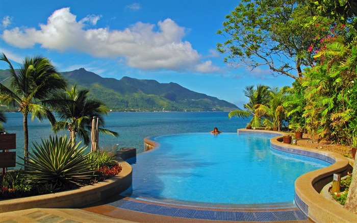 Island Pool-Seychelles island scenery HD wallpaper Views:14227 Date:2013/6/17 23:39:08