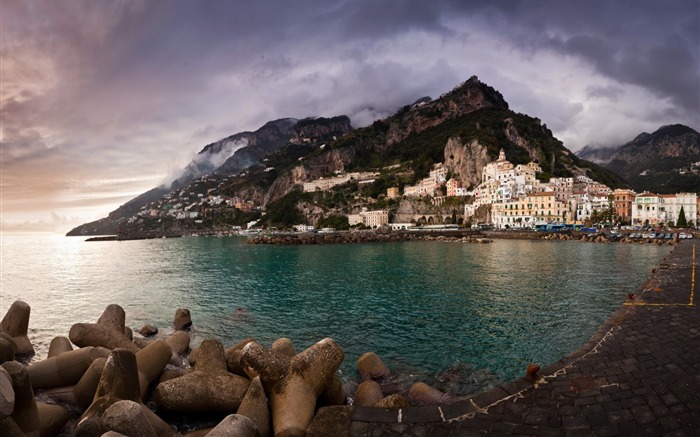 Positano waterfront landscape photos wallpaper 01 Views:9254 Date:2013/8/26 22:25:04