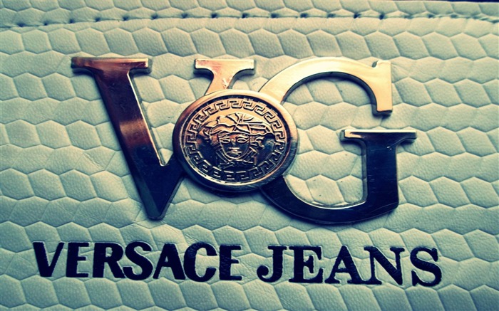 Versace-advertising HD Wallpapers Visualizações:9109