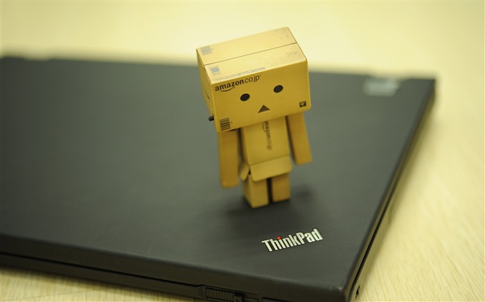 danboard robot stand-HIGH Quality Wallpaper Views:12682 Date:2013/9/12 23:10:06