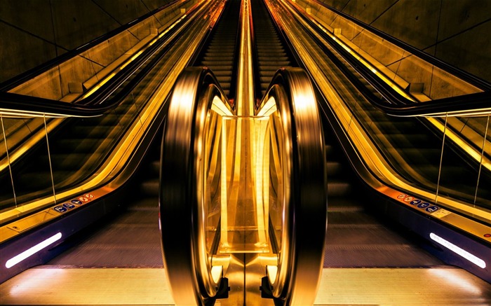 golden escalators-Photography Life HD Wallpaper Views:8984 Date:2013/9/8 22:56:09