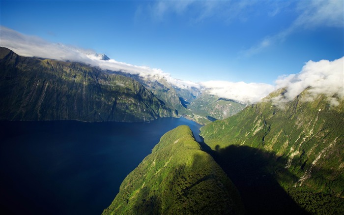 Hauteur au faîtage montagnes nuages-Nature HD Fond d'écran Vues:9948